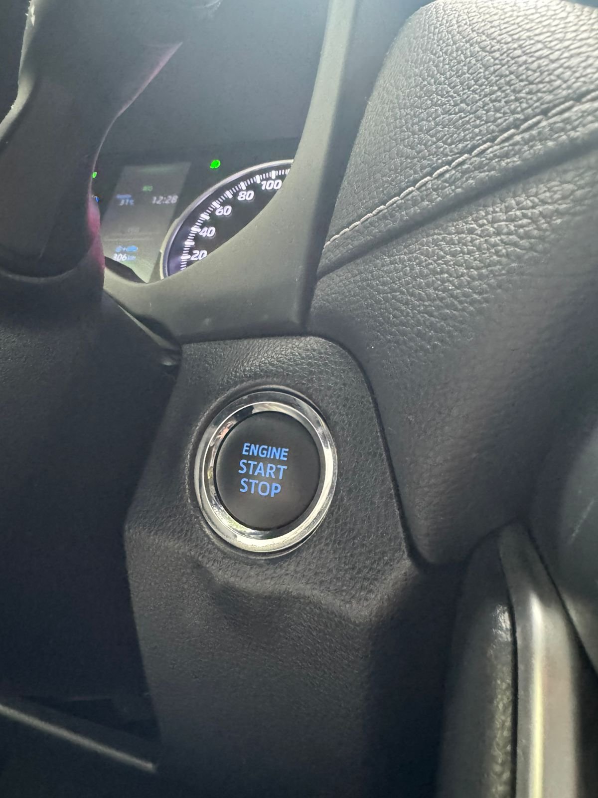 TOYOTA RAV4 2019 - Imagen 11