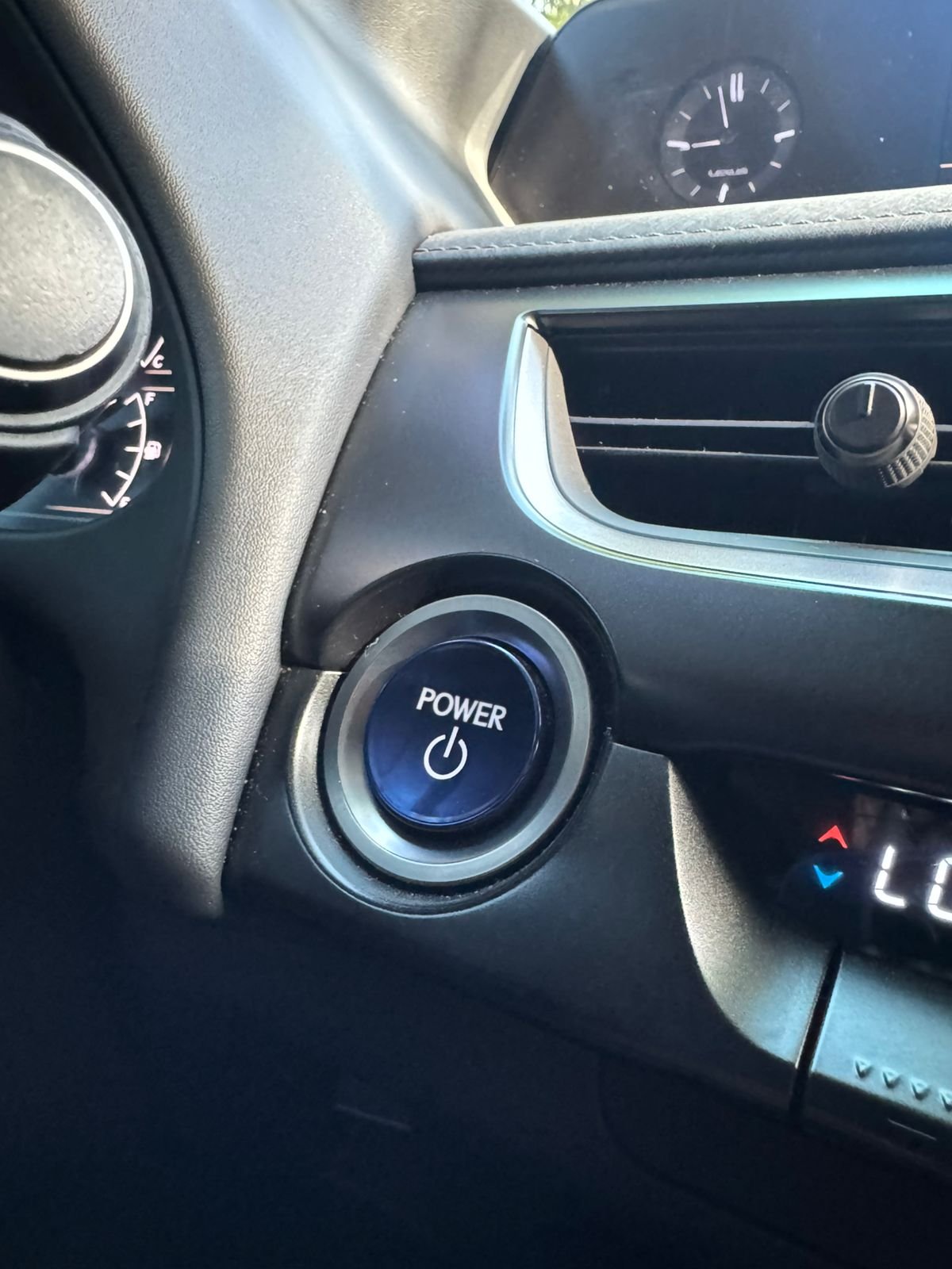 LEXUS UX 250h 2022 - Imagen 11