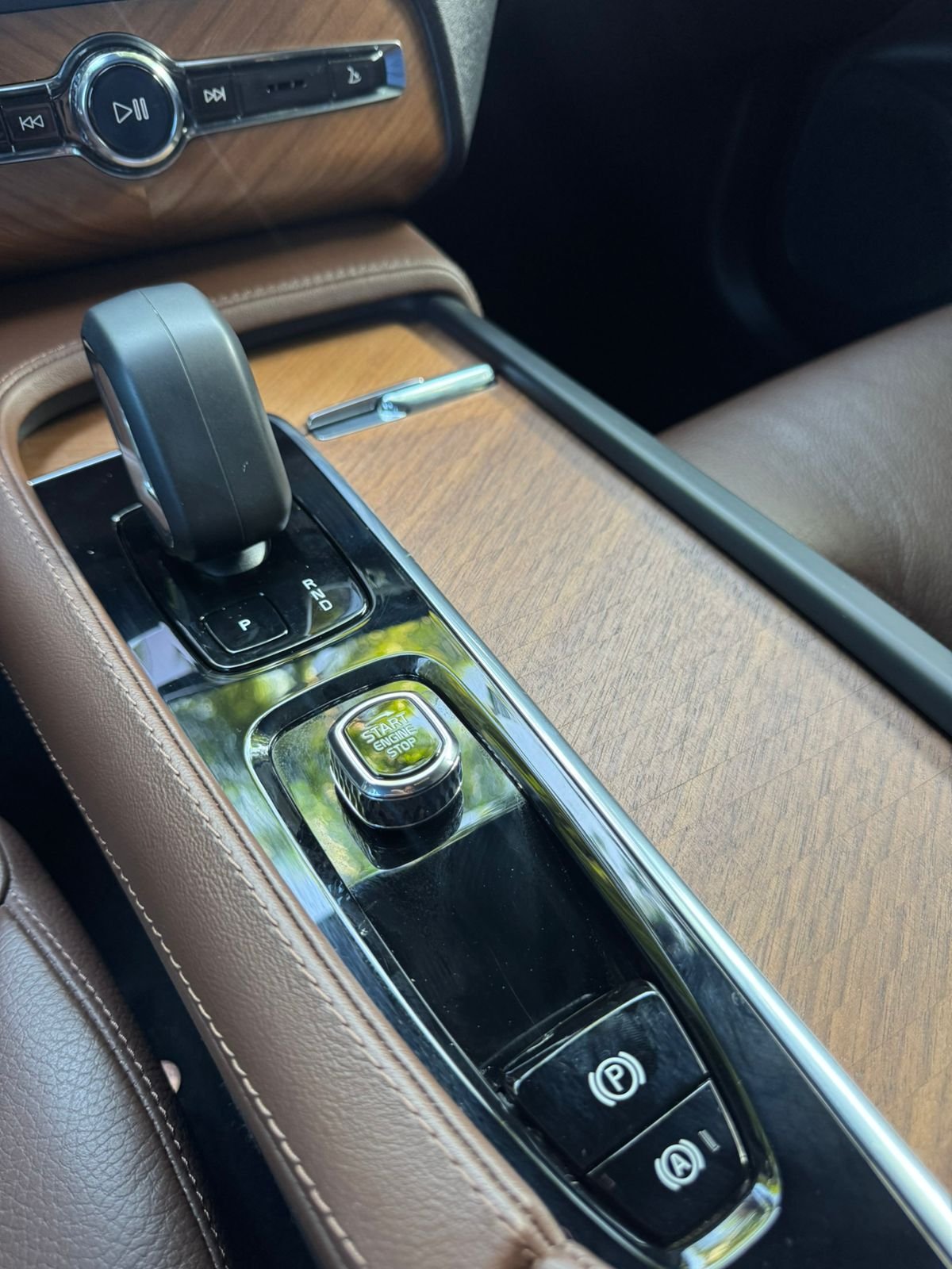 VOLVO XC90 2023 - Imagen 13