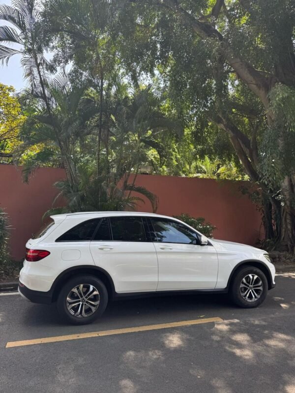 MERCEDES GLC 250  4MATIC 2018 - Imagen 3