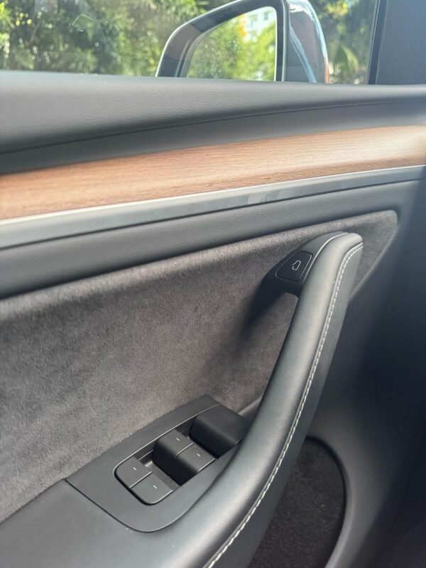 TESLA Y 2023 - Imagen 7
