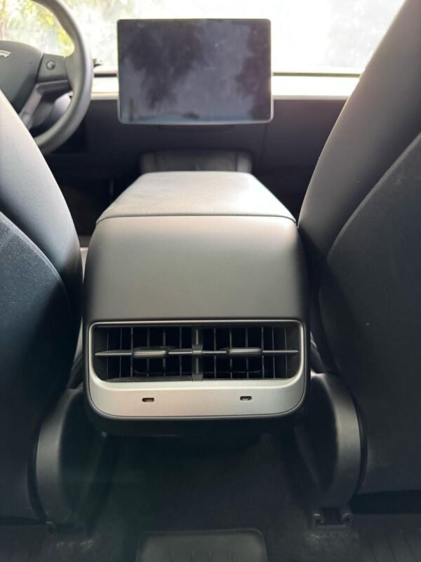 TESLA Y 2023 - Imagen 15
