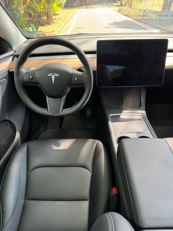 TESLA Y 2023 - Imagen 9