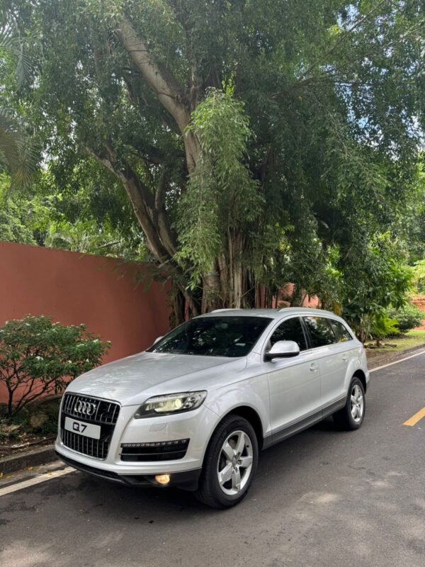 AUDI Q7 2010