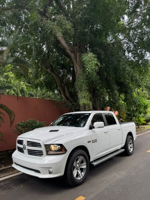 DODGE RAM 1500 2014