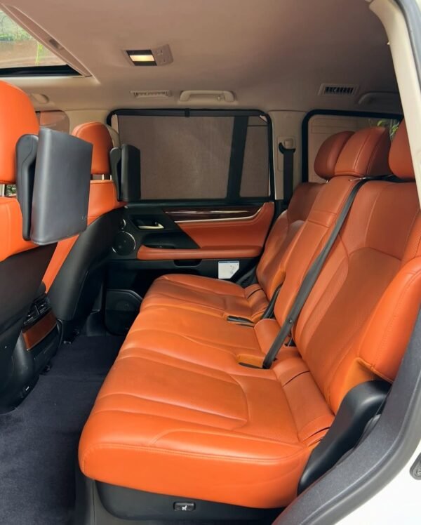 LEXUS LX570 SUPERSPORT 2018 - Imagen 10