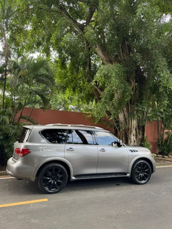 INFINITI QX80 2014 - Imagen 3