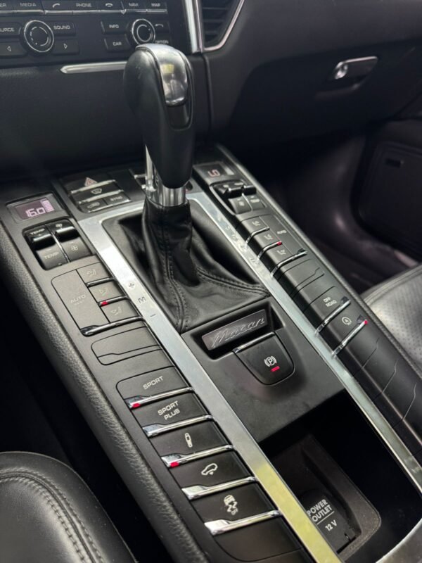 PORSCHE MACAN TURBO 2015 - Imagen 14