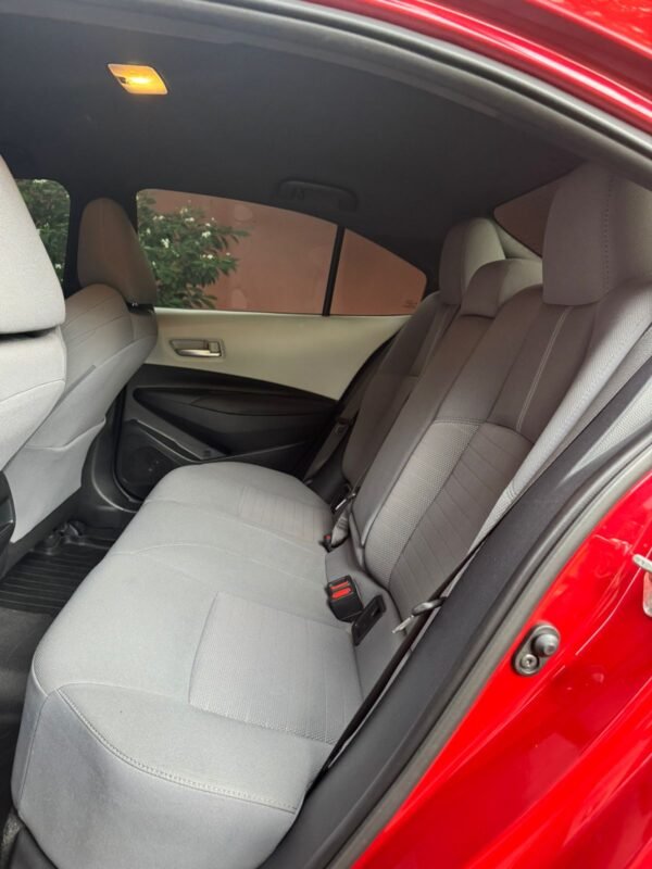 TOYOTA COROLLA SE 2020 - Imagen 12