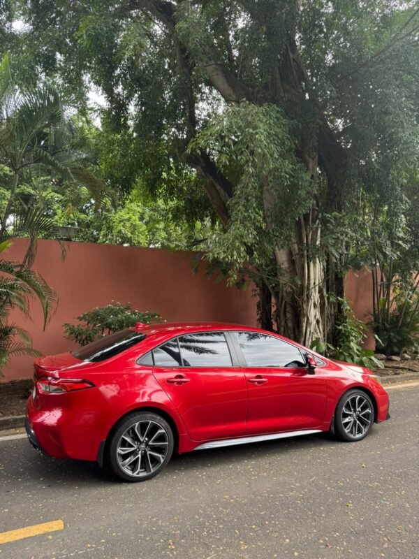 TOYOTA COROLLA SE 2020 - Imagen 4