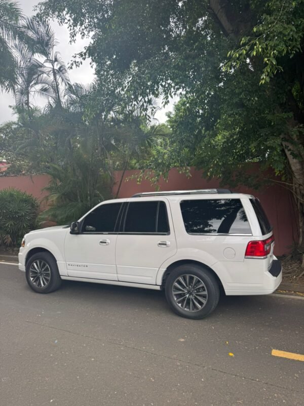LINCOLN NAVIGATOR 2015 - Imagen 5