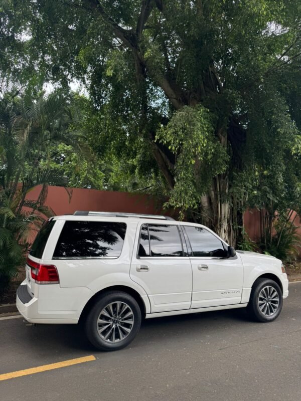 LINCOLN NAVIGATOR 2015 - Imagen 3