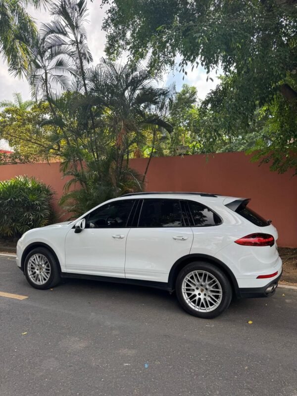 PORSCHE CAYENNE S 2015 - Imagen 4