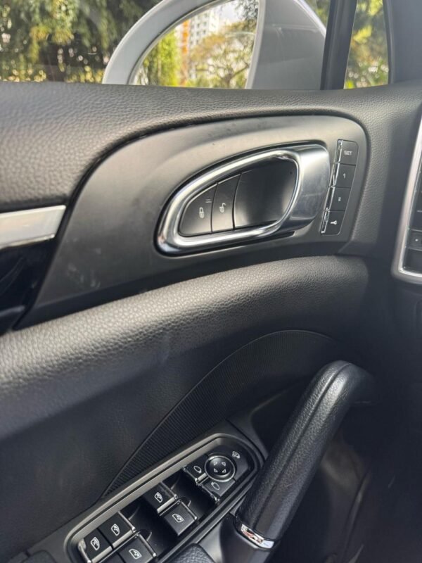 PORSCHE CAYENNE S 2015 - Imagen 6