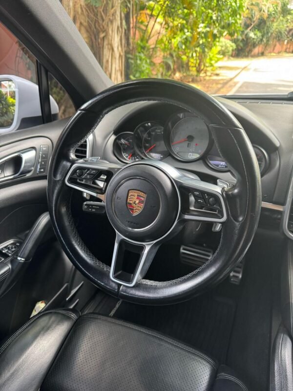 PORSCHE CAYENNE S 2015 - Imagen 9