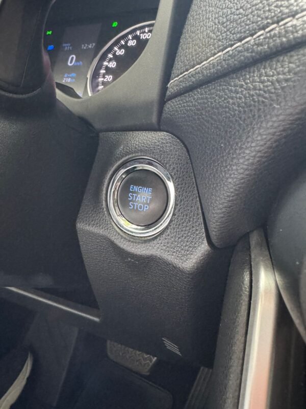 TOYOTA RAV4 2021 - Imagen 11