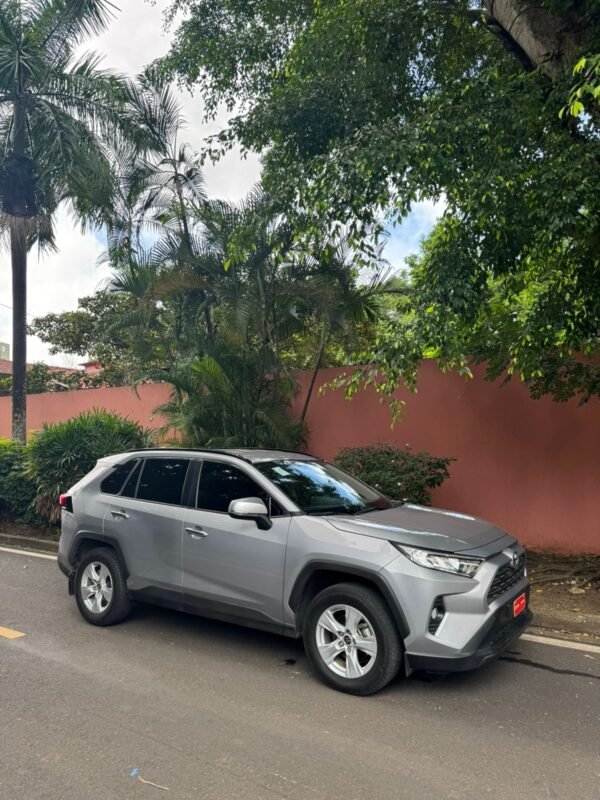 TOYOTA RAV4 2021 - Imagen 5