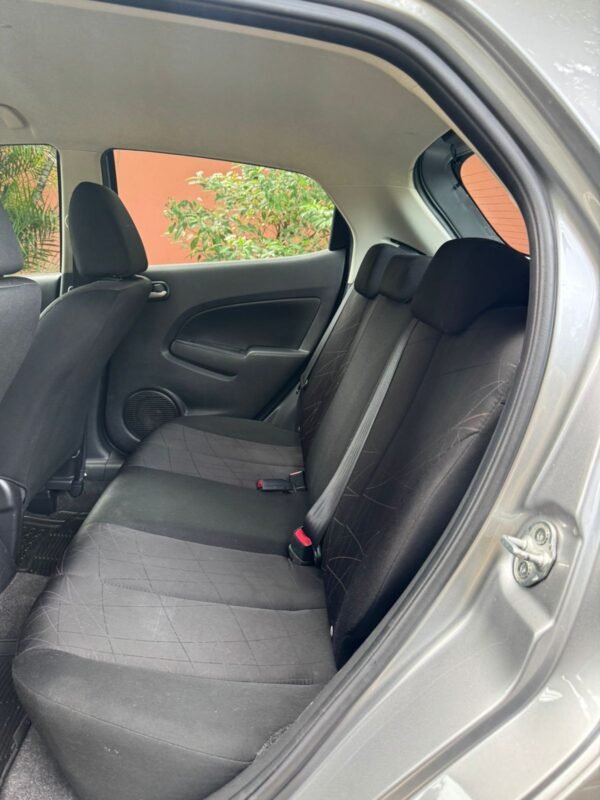 MAZDA 2 2013 - Imagen 12