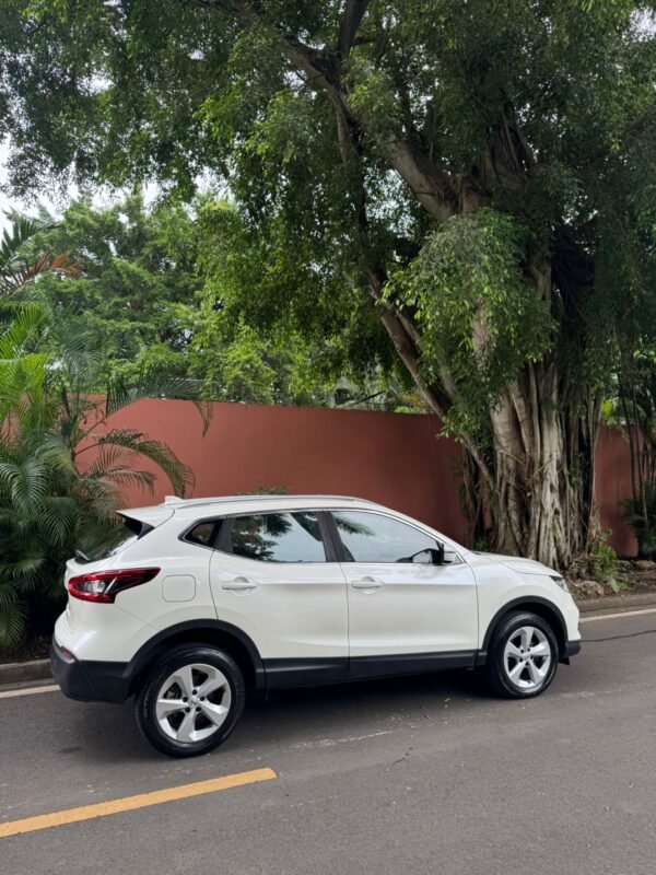 NISSAN QASHQAI 2019 - Imagen 3
