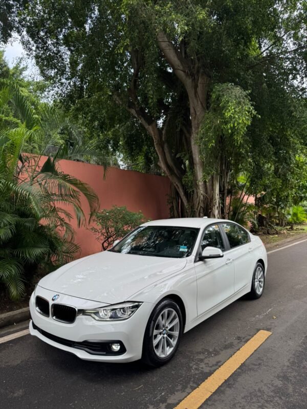 BMW 318i 2018