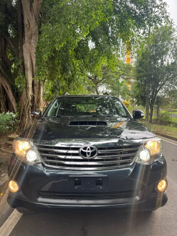 TOYOTA FORTUNER SRV 2014 - Imagen 2