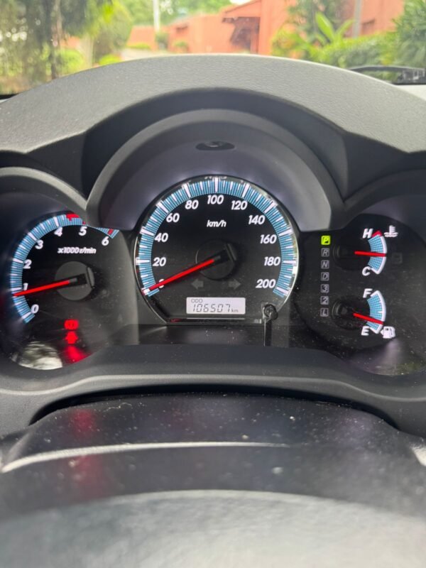 TOYOTA FORTUNER SRV 2014 - Imagen 11