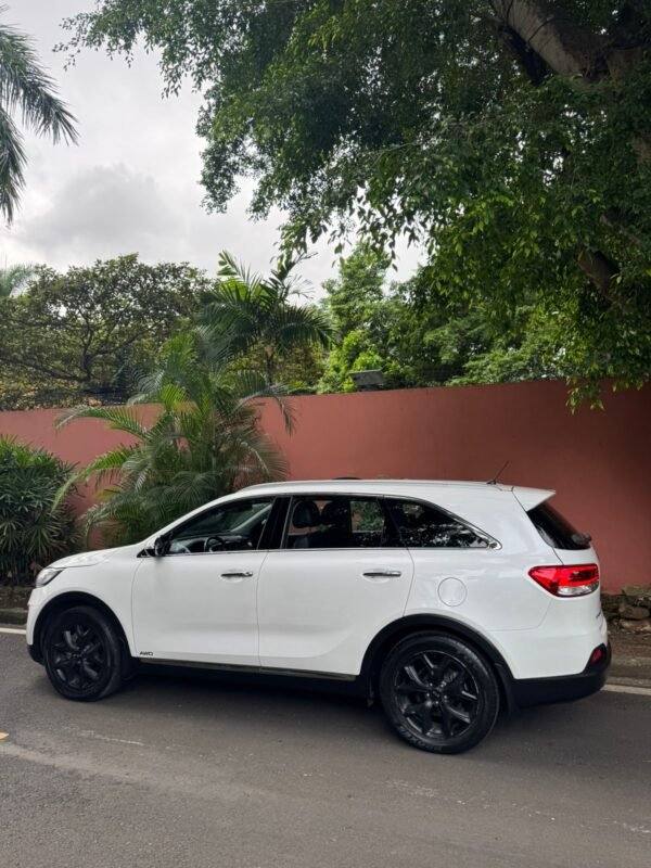 KIA SORENTO AWD  2016 - Imagen 4