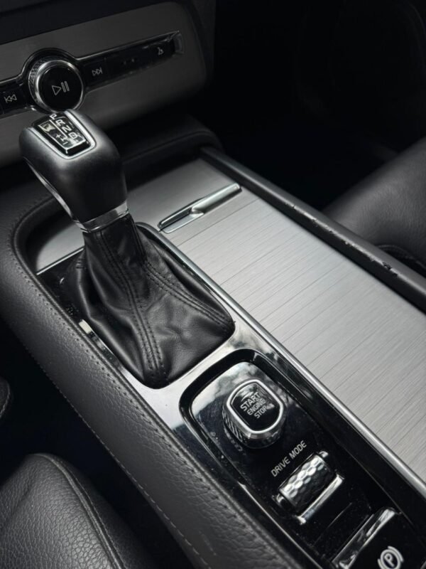 VOLVO XC90 T5 AWD  2020 - Imagen 11
