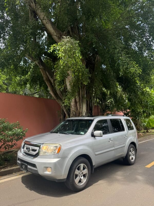 HONDA PILOT AWD 2011