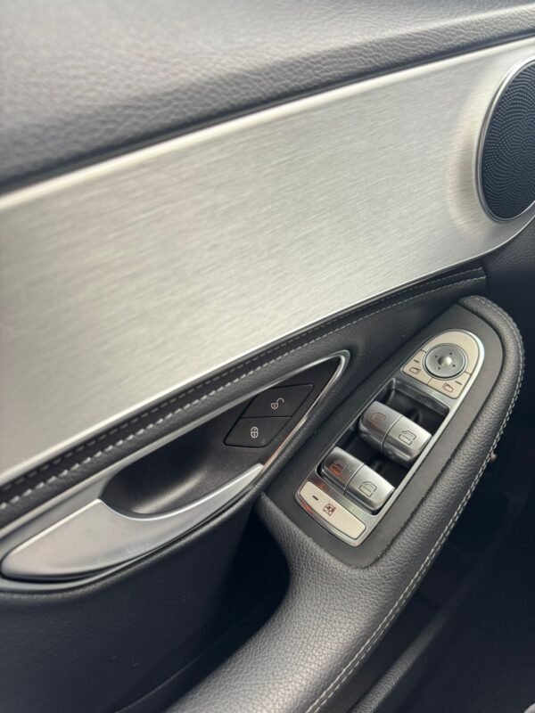MERCEDES BENZ C 180 2015 - Imagen 6