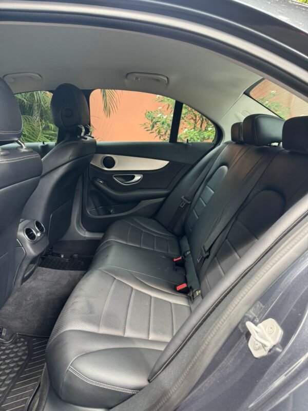 MERCEDES BENZ C 180 2015 - Imagen 15