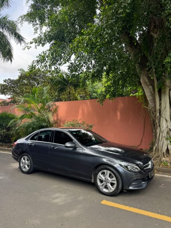 MERCEDES BENZ C 180 2015 - Imagen 5