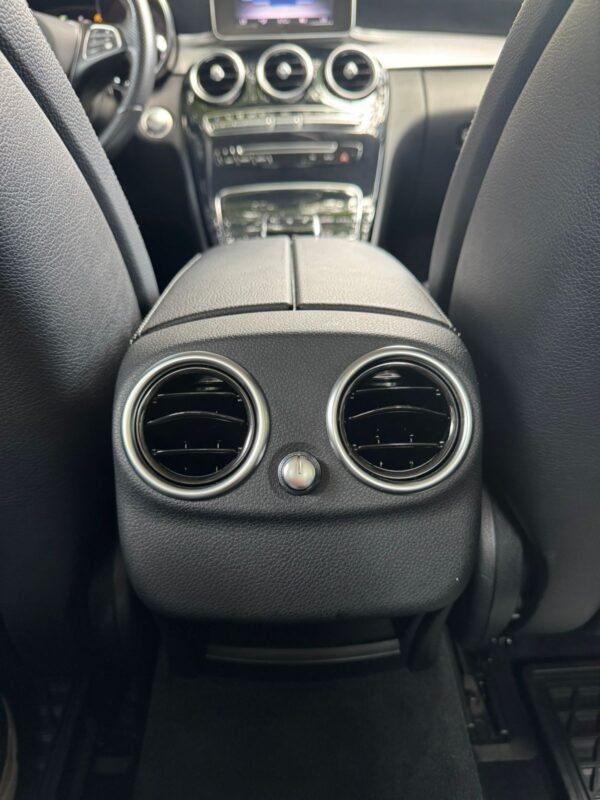 MERCEDES BENZ C 180 2015 - Imagen 14