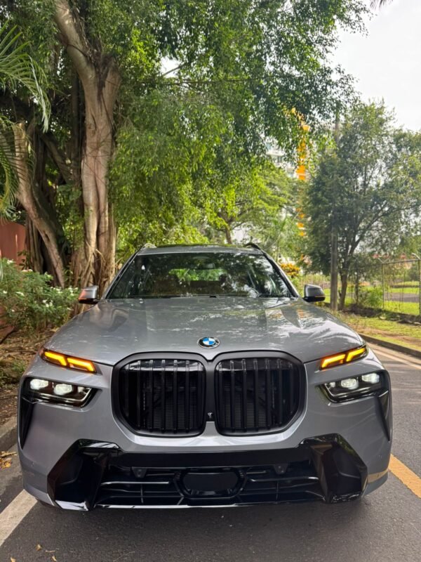 BMW X7 XDRIVE40i M SPORT 2024 - Imagen 2