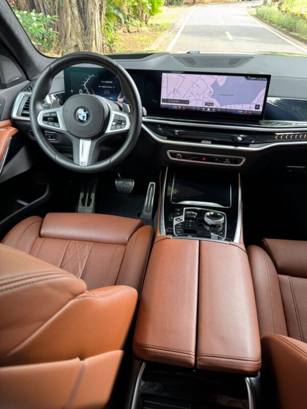 BMW X7 XDRIVE40i M SPORT 2024 - Imagen 9