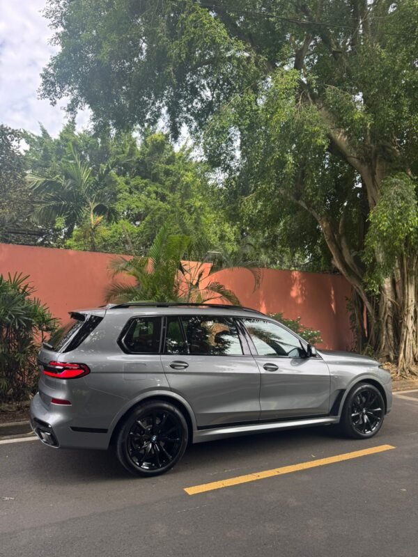 BMW X7 XDRIVE40i M SPORT 2024 - Imagen 5