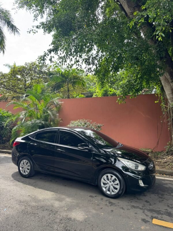HYUNDAI ACCENT 2019 - Imagen 5