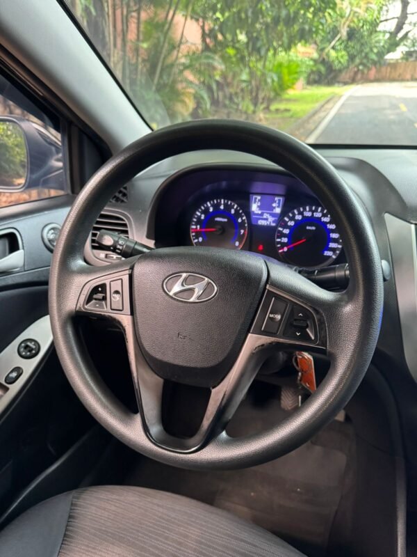 HYUNDAI ACCENT 2019 - Imagen 9