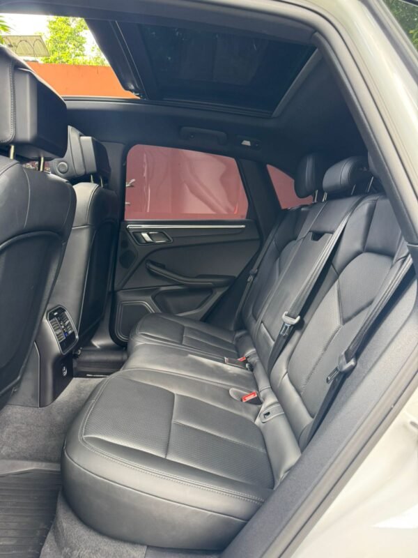 PORSCHE MACAN 2020 - Imagen 18