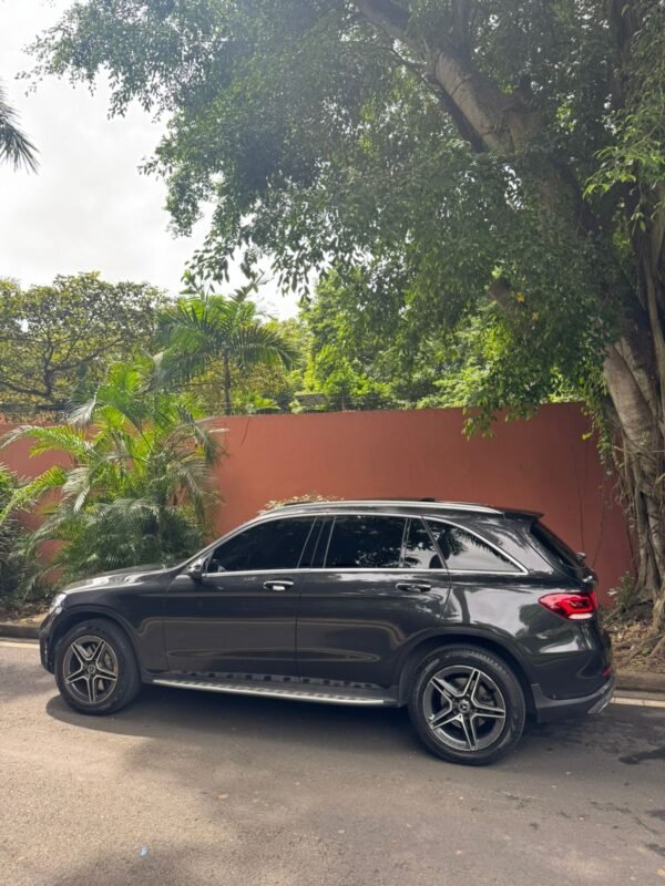 MERCEDES GLC 200 2020 - Imagen 5