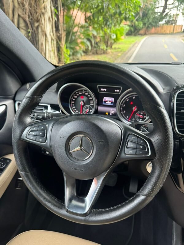 MERCEDES GLE 400 2016 - Imagen 10