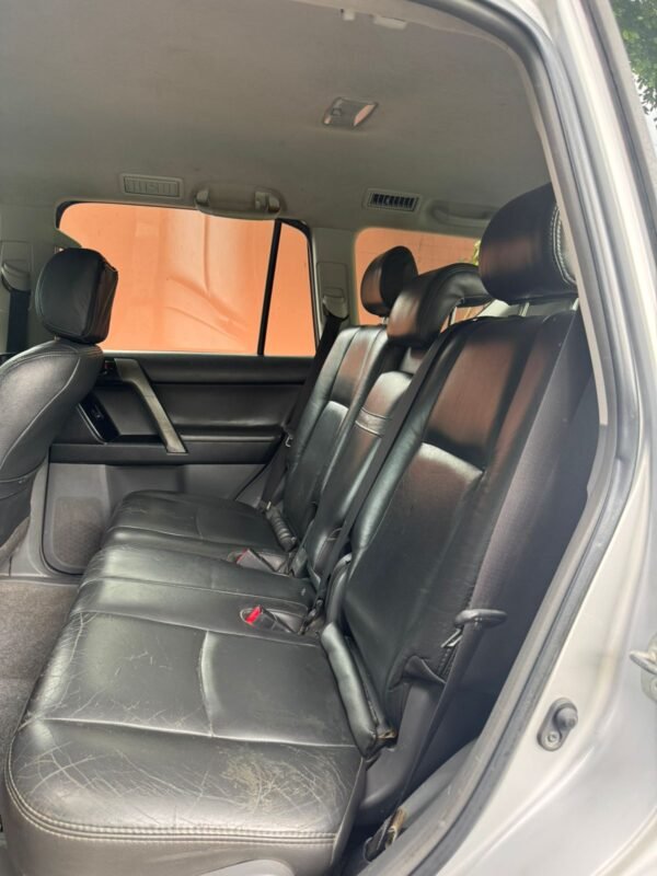 TOYOTA PRADO TXL  2011 - Imagen 14
