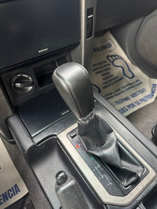TOYOTA PRADO TXL  2011 - Imagen 11