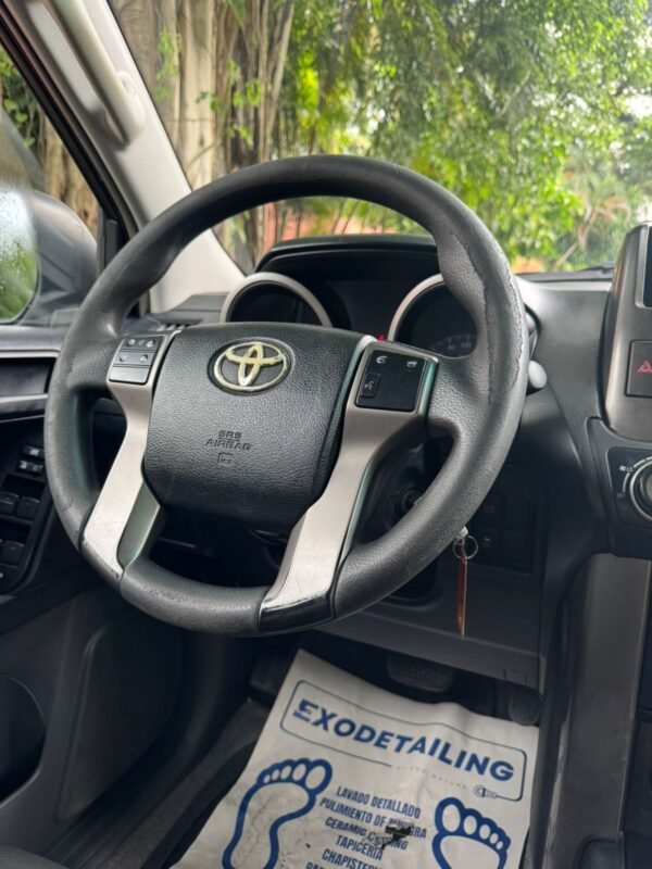 TOYOTA PRADO TXL  2011 - Imagen 9