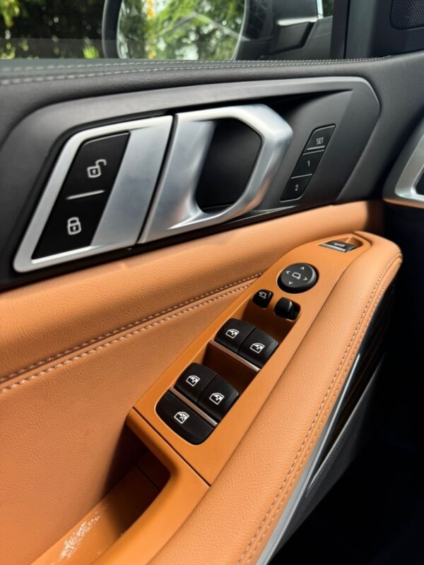 BMW X5  xDRIVE 2025 - Imagen 7