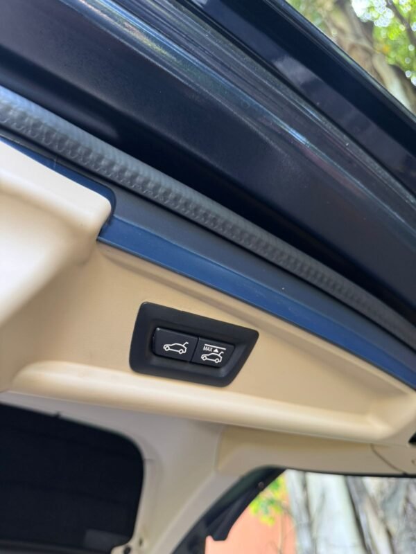 BMW 530 GT D 2013 - Imagen 17