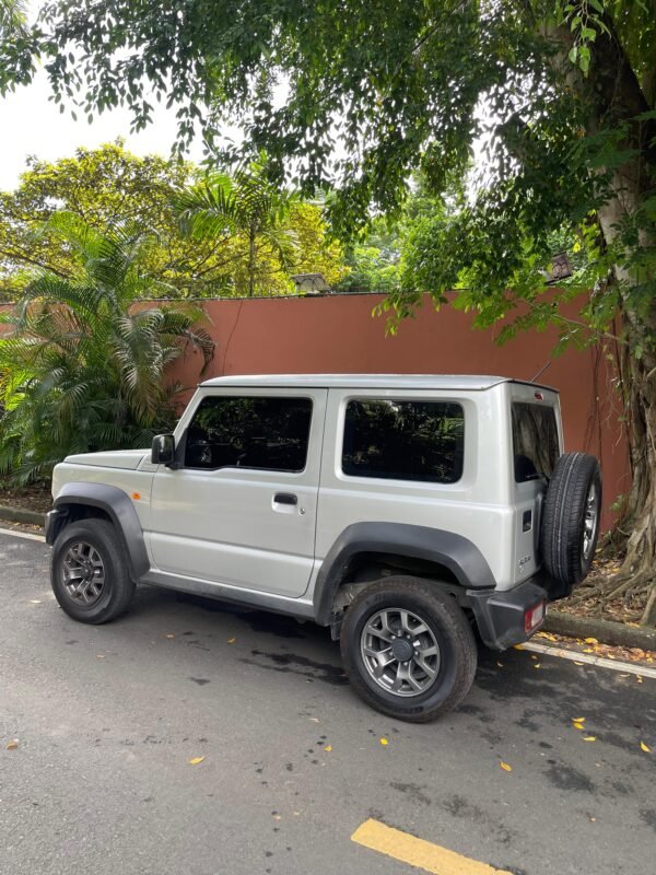 SUZUKI JIMNY 2024 - Imagen 5