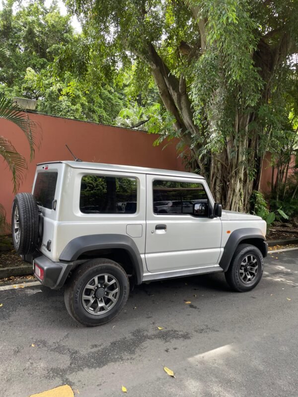 SUZUKI JIMNY 2024 - Imagen 11