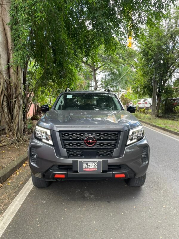 NISSAN FRONTIER PRO4X 2025 - Imagen 3