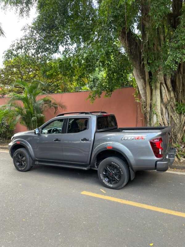 NISSAN FRONTIER PRO4X 2025 - Imagen 11